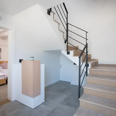 Bova Luxury Bed and Breakfast 4*