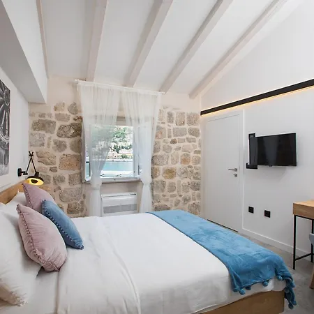 Bed and Breakfast Bova Luxury 4*