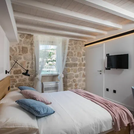 Bova Luxury Bed and Breakfast